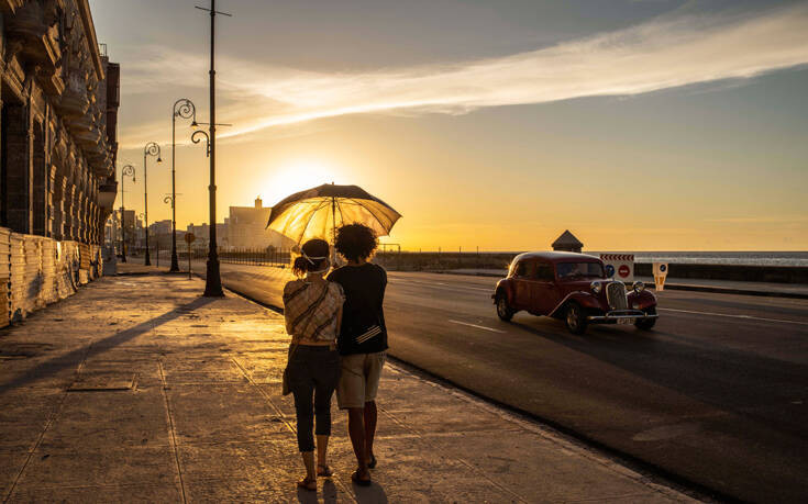 Η Κούβα ανοίγει ξανά τις πόρτες της στους τουρίστες