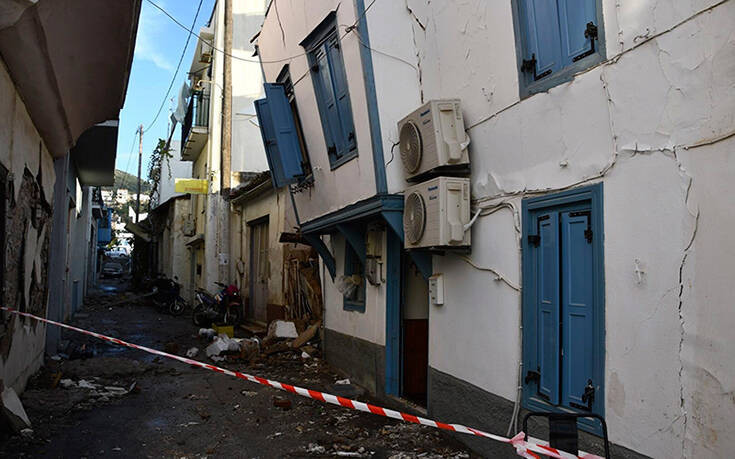 «Βόμβα» Λέκκα: Περίπου 10.000 είναι οι επικίνδυνες κατασκευές στην Ελλάδα
