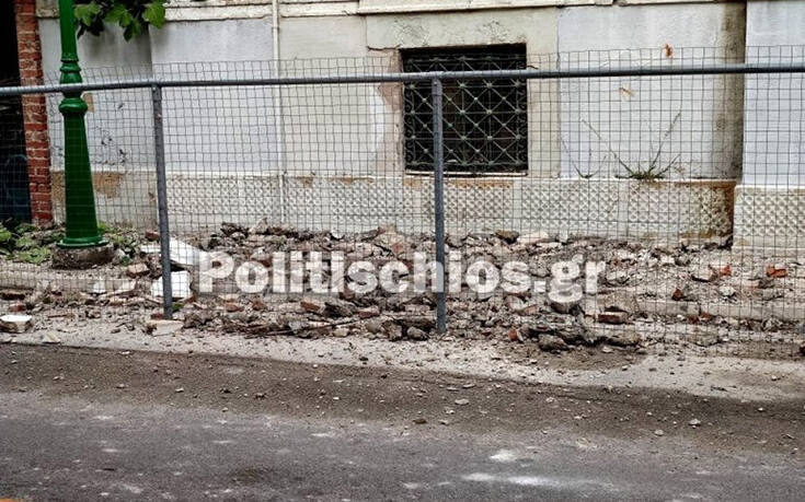 Ισχυρός σεισμός στη Σάμο: Εικόνες από τις ζημιές σε κτίρια στη Χίο
