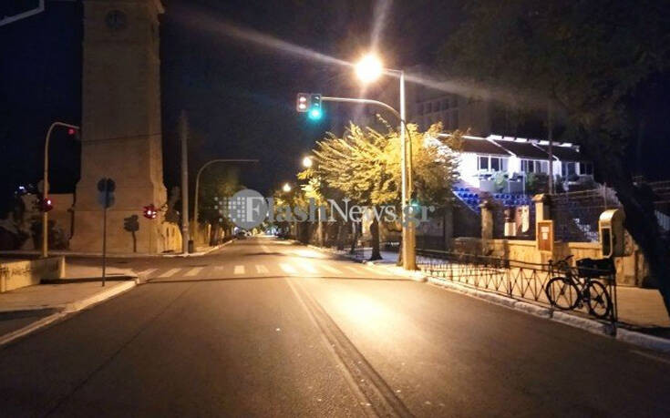 Χανιά: Πρώτη νύχτα με απαγόρευση κυκλοφορίας &#8211; Άδειο το κέντρο της πόλης