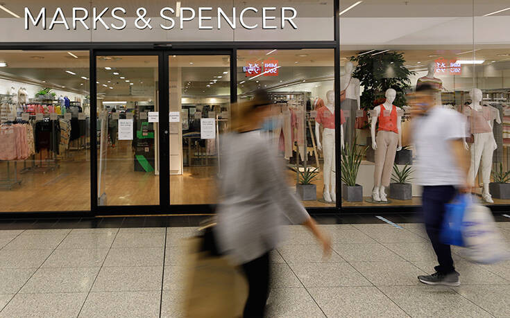 Η Marks &#038; Spencer κλείνει 11 καταστήματα στη Γαλλία λόγω Brexit