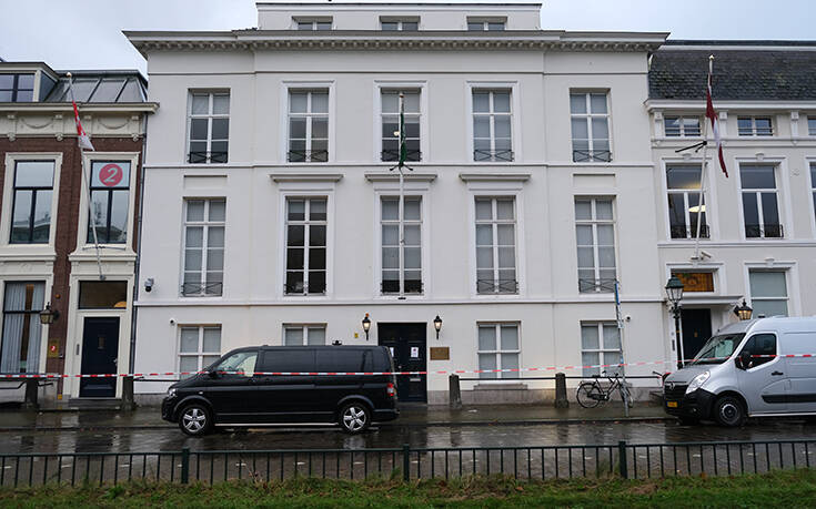 Συνελήφθη ένας ύποπτος για τα πυρά εναντίον της πρεσβείας της Σαουδικής Αραβίας στη Χάγη