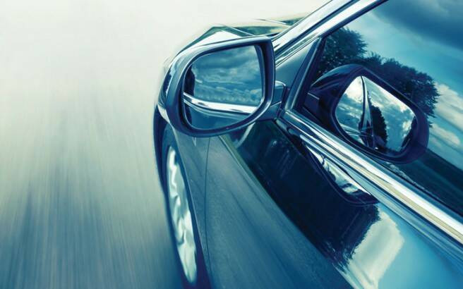 Συμμορία έκλεβε με… λάπτοπ πολυτελή αυτοκίνητα στην Αττική