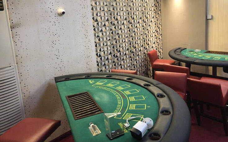 Έστησαν κορονο-καζίνο εν μέσω lockdown: 67 άτομα παραβίασαν τα μέτρα για να παίξουν παράνομο τζόγο