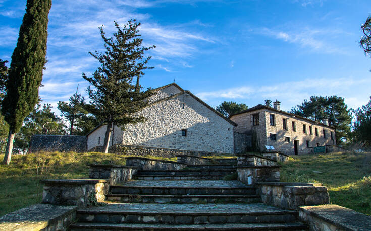 Το σημαντικότερο μεταβυζαντινό μοναστήρι στο μελαγχολικό Νησάκι των Ιωαννίνων