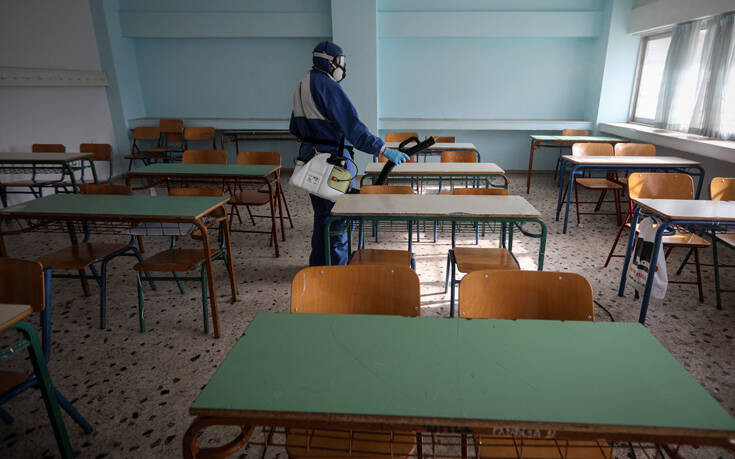 Κορονοϊός: Δεν θα ανοίξουν τη Δευτέρα τα σχολεία στη Σητεία