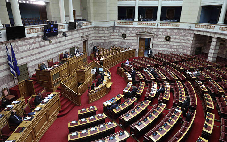 Βουλή: Σφοδρή αντιπαράθεση για την αξίωση παραίτησης του προέδρου του ΕΣΡ