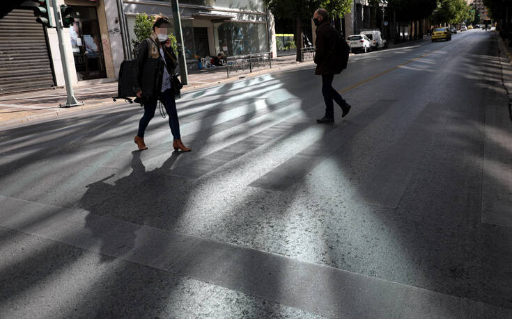 Οι επτά περιοχές της Ελλάδας που πρέπει να προσέξουν πολύ με τον κορονοϊό