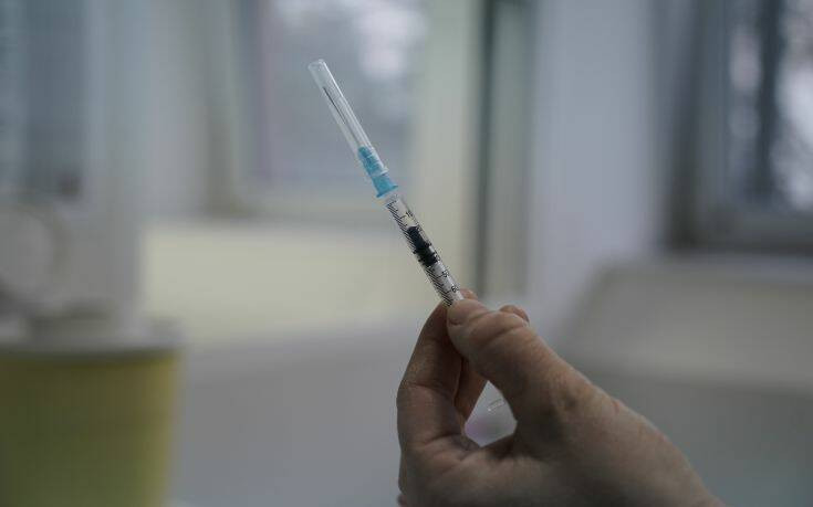 Βόλος: Ξεκίνησε ο εμβολιασμός κατά του κορονοϊού στο «Αχιλλοπούλειο»