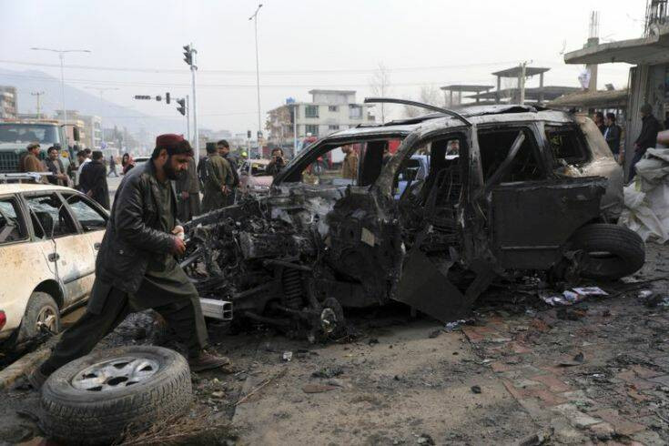 Αφγανιστάν: Εννέα νεκροί από βομβιστική επίθεση με παγιδευμένο όχημα εναντίον Αφγανού νομοθέτη