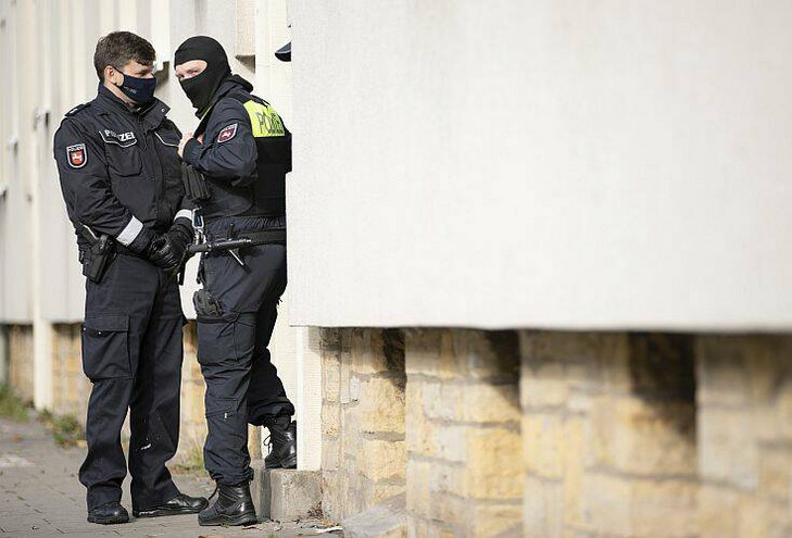 Αυστρία: Η αστυνομία κατάσχεσε όπλα που προορίζονταν για Γερμανούς ακροδεξιούς εξτρεμιστές