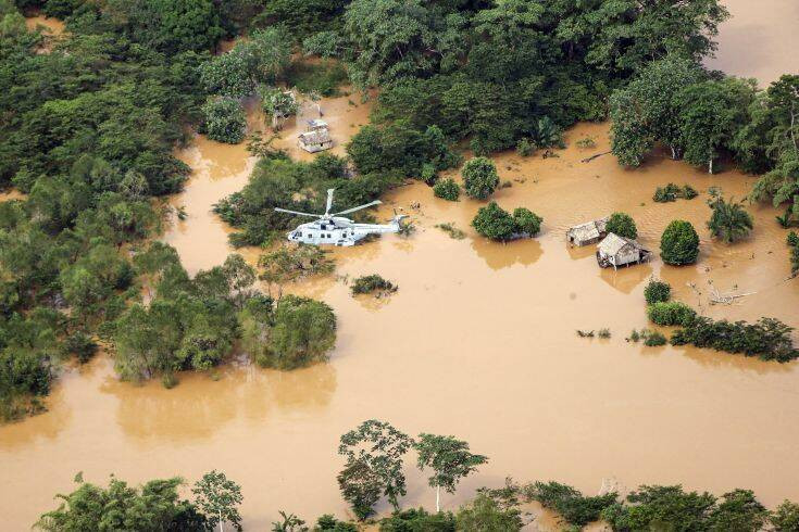 Οι δύο κυκλώνες που χτύπησαν την Ονδούρα άφησαν δεκάδες χιλιάδες αστέγους