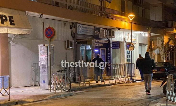Επέτειος Γρηγορόπουλου: Επίθεση με βόμβες μολότοφ στο Α.Τ. Αμπελοκήπων στη Θεσσαλονίκη
