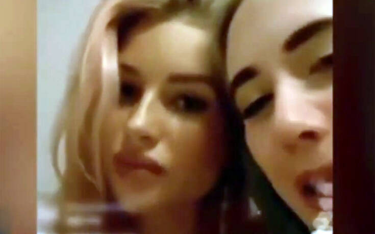 Τα φιλιά στο στόμα της 22χρονης αδερφής της Κέιτ Μος με τη φίλη της στο Instagram και η συγγνώμη