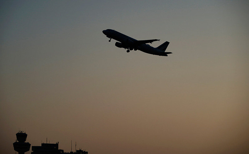 Ανακάμπτει η επιβατική κίνηση στα αεροδρόμια: Αύξηση 673,4% τον Μάιο