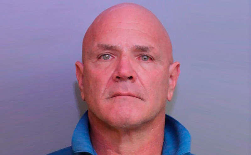 Αρχηγός της πυροσβεστικής έκλεψε εμβόλια για τον κορονοϊό