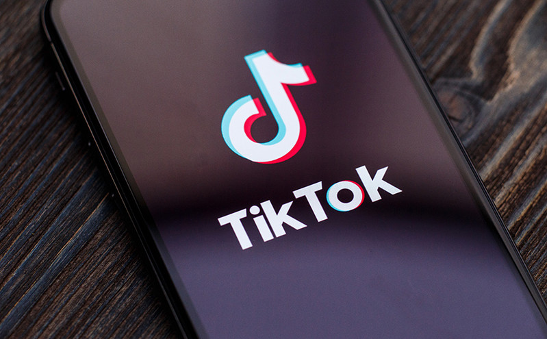 Πρόστιμο 14,5 εκατ. ευρώ στο TikTok επειδή χρησιμοποίησε τα προσωπικά δεδομένα παιδιών ηλικίας κάτω των 13 ετών