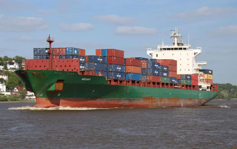 Επίθεση πειρατών σε φορτηγό πλοίο στον Κόλπο της Γουινέας