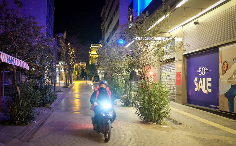 Εμπορικός Σύλλογος Αθηνών: Το τρίτο lockdown θα οδηγήσει σε λουκέτο μία στις δύο εμπορικές επιχειρήσεις