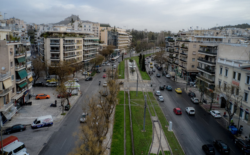 Lockdown στην Αττική: Σκέψεις για απαγόρευση κυκλοφορίας από τις 18:00 και τις καθημερινές - Αυστηροί έλεγχοι στους χώρους εργασίας