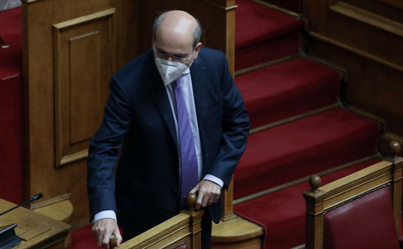 Χατζηδάκης: Εντός διμήνου η προκαταβολή της σύνταξης για 105.000 εν αναμονή δικαιούχους