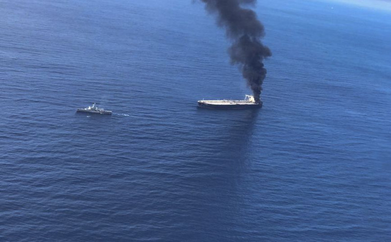 Έκρηξη - μυστήριο σε ισραηλινό φορτηγό πλοίο στον Κόλπο του Ομάν