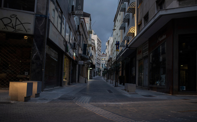 Πελώνη για lockdown: Φροντίζουμε να είμαστε ένα βήμα μπροστά