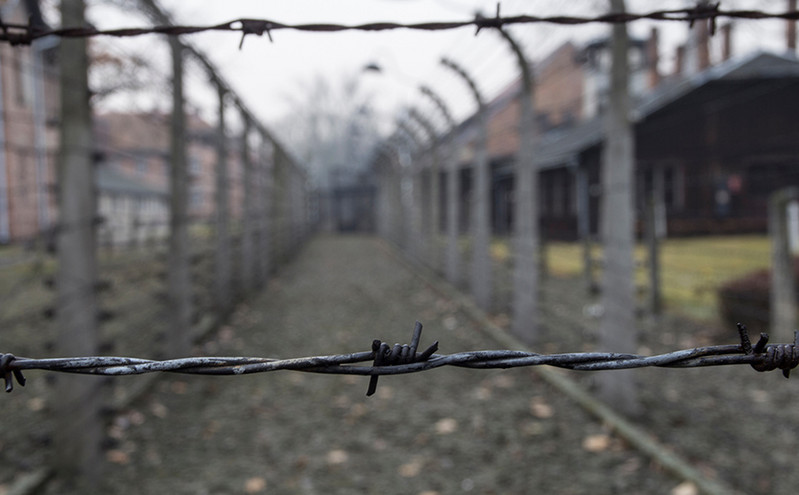 Δικαστήριο απαιτεί από ιστορικούς να ζητήσουν «συγγνώμη» για αναφορές τους ότι Πολωνοί είχαν συμμετοχή στο Ολοκαύτωμα