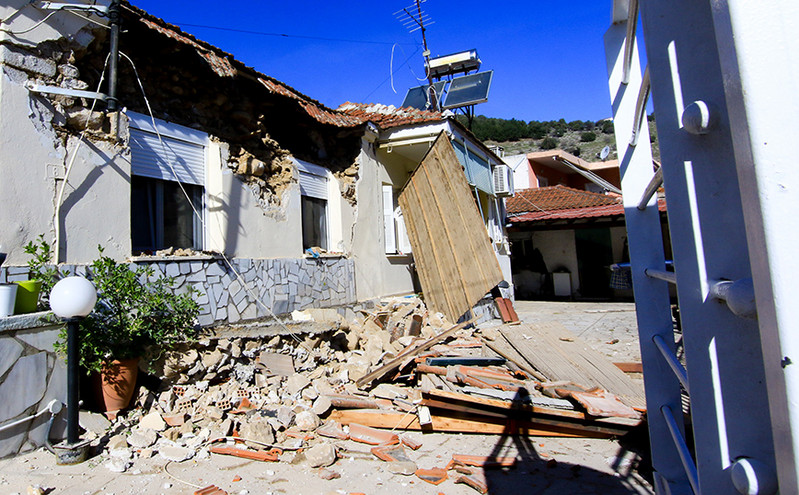 Μη κατοικήσιμα προσωρινά 1.343 σπίτια στη Θεσσαλία από τον ισχυρό σεισμό