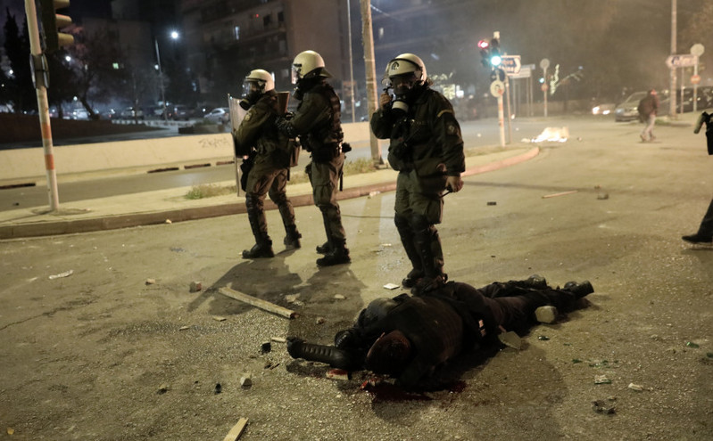 Νέα Σμύρνη: «Του είπα ότι θα τον δώσω στεγνά», η μαρτυρία του ελαιοχρωματιστή που «έκαψε» τον «Ινδιάνο»