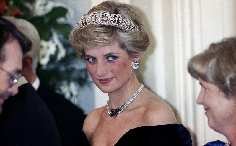Η πριγκίπισσα Νταϊάνα, 30 χρόνια πριν, φορούσε μπλε ρουά eyeliner πριν αυτό γίνει μόδα