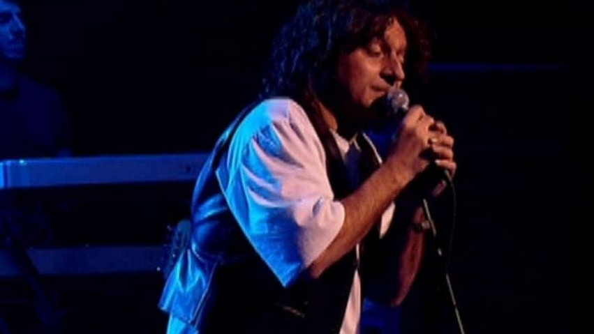 YFSF: Συγκίνησε ο Κρατερος Κατσούλης ως Βασίλης Παπακωνσταντίνου