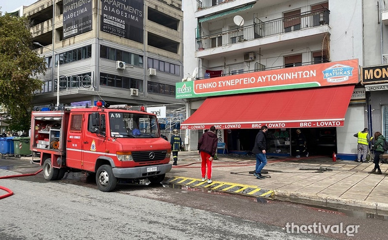 Έκρηξη σε συνεργείο αυτοκινήτων στη Θεσσαλονίκη: Στο νοσοκομείο ένας 35χρονος