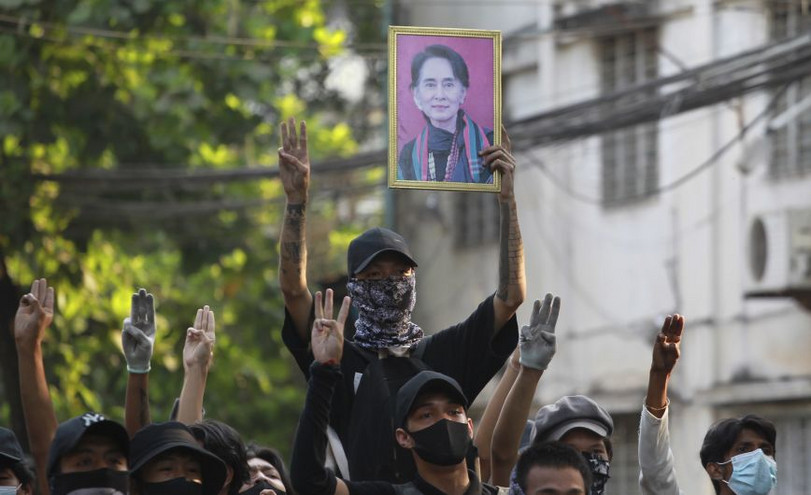 Μιανμάρ: Η ανατραπείσα Σου Τσι κατηγορείται και για παραβίαση κρατικών μυστικών