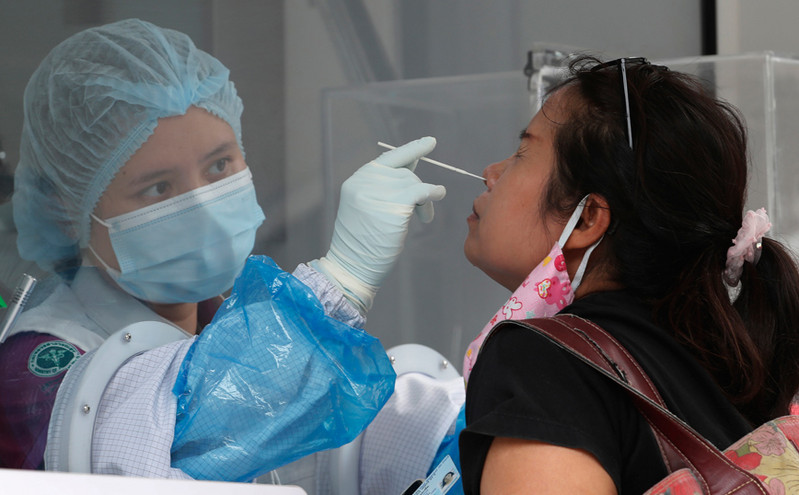 Τέλος τα τεστ κορονοϊού σε νοσοκομεία της Ταϊλάνδης λόγω ελλείψεων