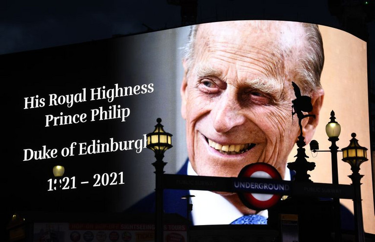 Πρίγκιπας Φίλιππος: Με 30 καλεσμένους η κηδεία του συζύγου της βασίλισσας Ελισάβετ