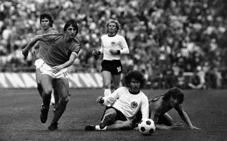 Το ψέμα με το οποίο η Γερμανία έκανε άνω-κάτω την Ολλανδία πριν τον τελικό στο Μουντιάλ 1974