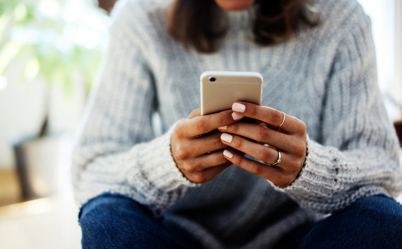 Τρεις συμβουλές για να αποκτήσετε μια ισορροπημένη σχέση με το κινητό σας