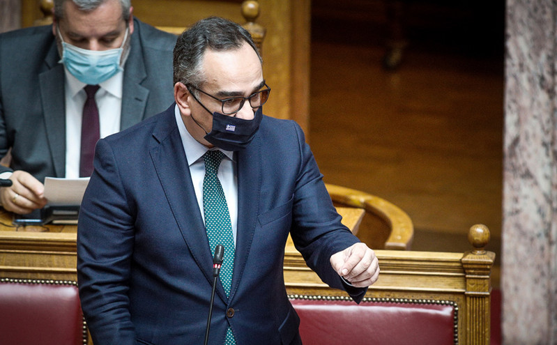 Κοντοζαμάνης για υποχρεωτικούς εμβολιασμούς: «Εθνικά απαραίτητη και δημοκρατική» η τροπολογία