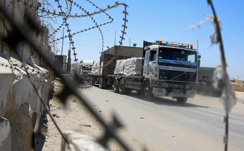 Το Ισραήλ έκλεισε το πέρασμα Κερέμ Σαλόμ &#8211; Οβίδες εκτοξεύθηκαν «την ώρα της εισόδου ανθρωπιστικής βοήθειας»