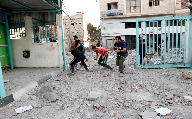 Μέρα «οργής» στη Δυτική Όχθη: Νεκροί δύο Παλαιστίνιοι από πυρά &#8211; Πολύωρες οι συγκρούσεις
