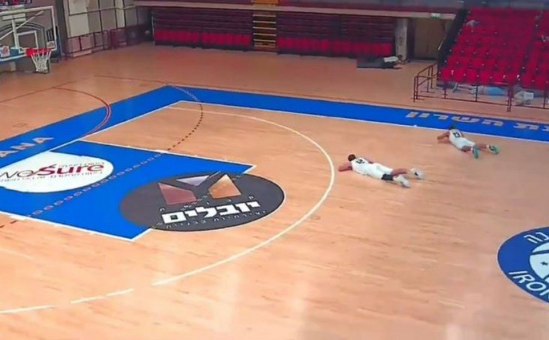 Ισραήλ: Ξάπλωσαν παίκτες και οπαδοί σε αγώνα μπάσκετ επειδή «έπεφταν» ρουκέτες απ&#8217; έξω