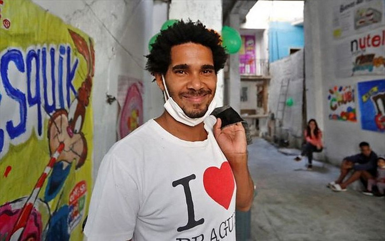 Κούβα: Στo νοσοκομείο καλλιτέχνης ο οποίος πραγματοποιεί απεργία πείνας