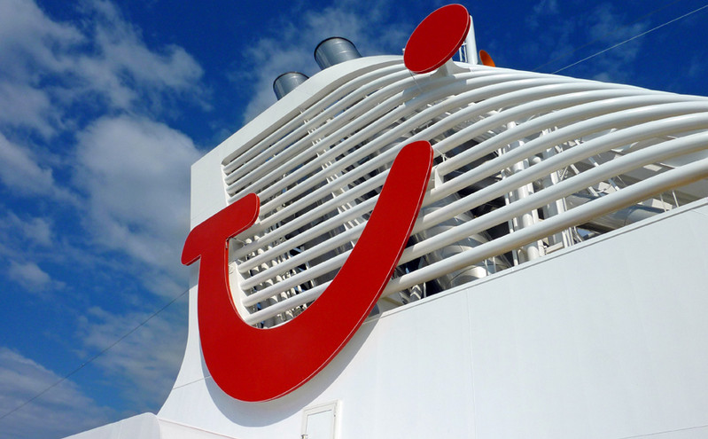 TUI Cruises: Ξεκινά ξανά τις κρουαζιέρες στα ελληνικά νησιά το καλοκαίρι