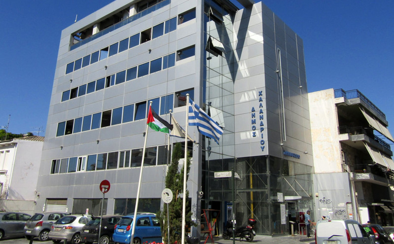 Την παλαιστινιακή σημαία ύψωσε ο δήμος Χαλανδρίου