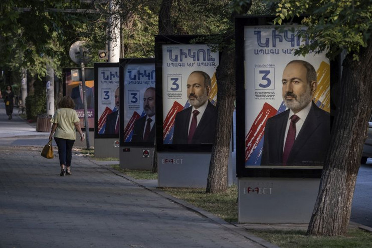 Πρόωρες βουλευτικές εκλογές στην Αρμενία στη σκία της ήττας στο Ναγκόρνο Καραμπάχ
