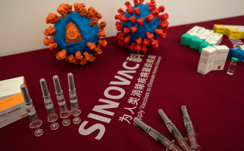 Ταϊλάνδη: Το υπουργείο Υγείας αποκαλύπτει τους χειρισμούς γύρω από το κινεζικό εμβόλιο της Sinovac