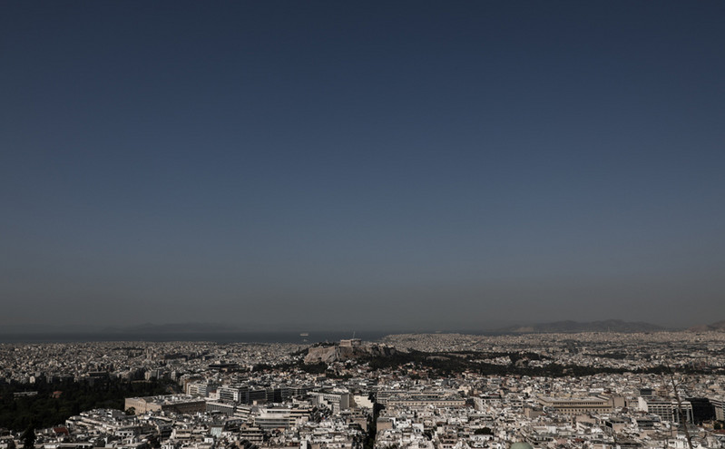 Κύμα μεταβιβάσεων στα ακίνητα – Έντονη κινητικότητα στα συμβολαιογραφεία