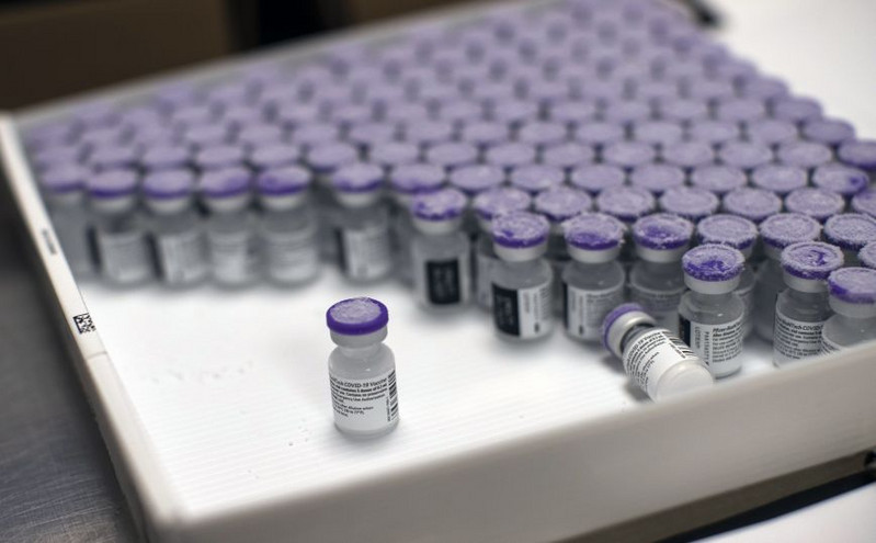 Το Πεκίνο σκοπεύει να διοχετεύσει 2 δισεκατομμύρια δόσεις εμβολίου κατά της COVID-19 στον κόσμο το 2021