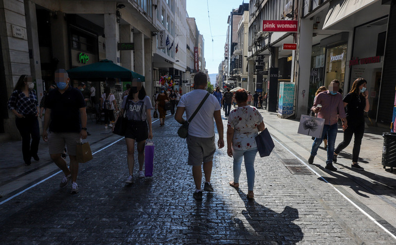 Πώς είναι η κίνηση στα καταστήματα του κέντρου της Αθήνας μετά το άνοιγμα της αγοράς